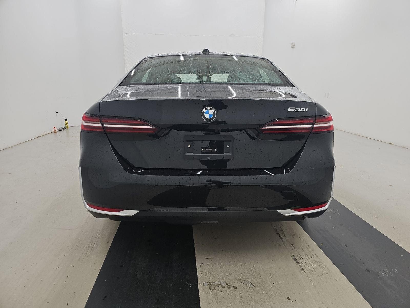 Certified 2025 BMW 530i image 5