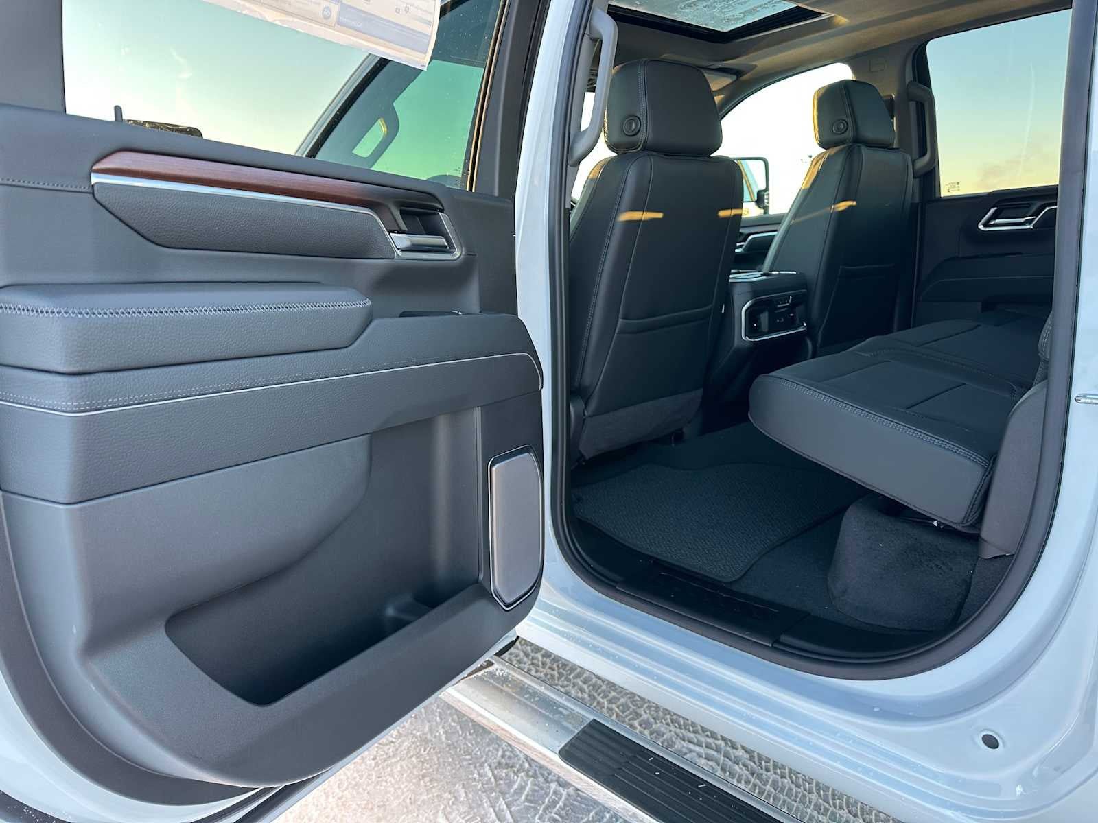 New 2026 GMC Sierra 2500 Denali image 15