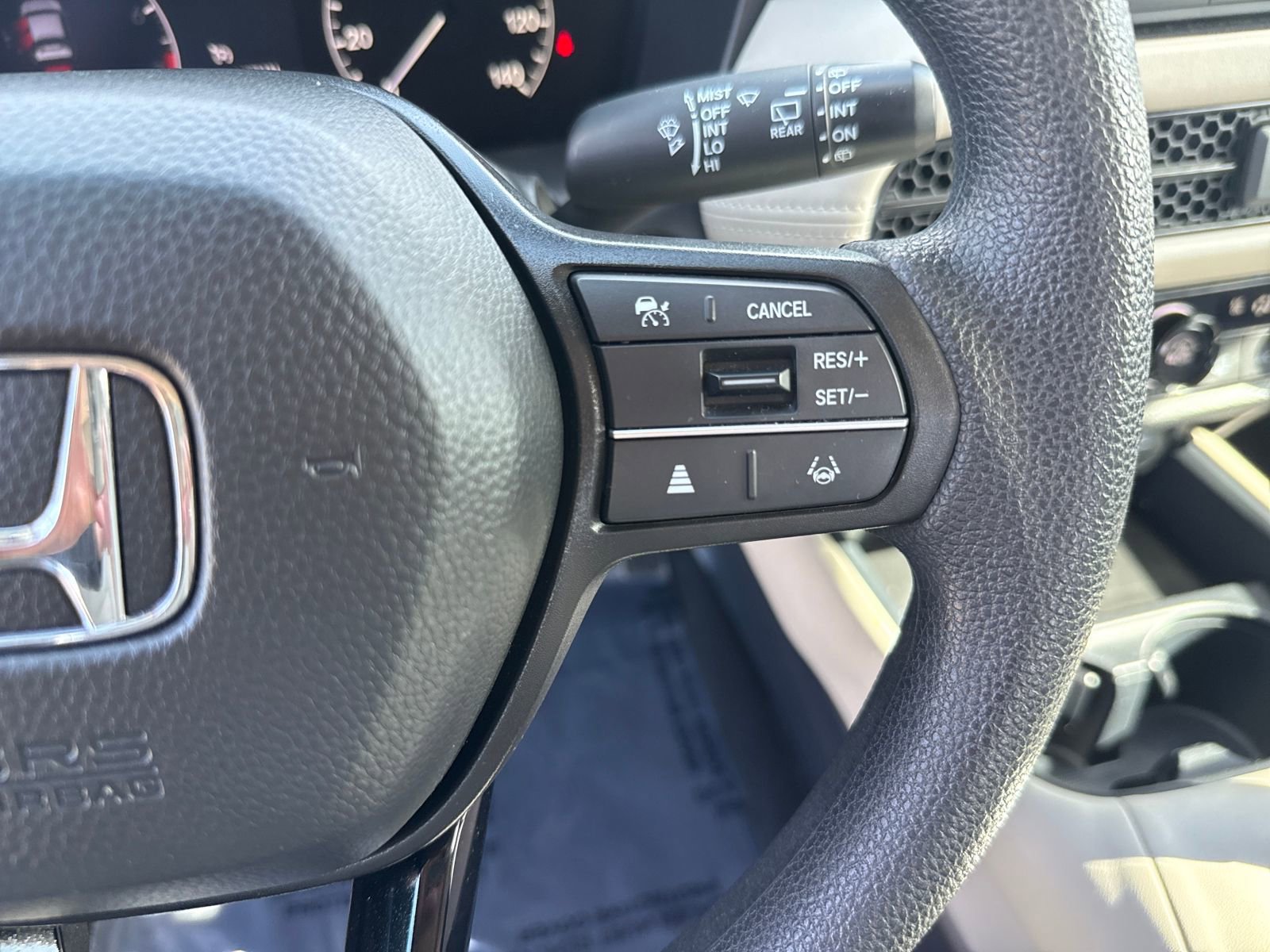 Used 2023 Honda HR-V LX image 30