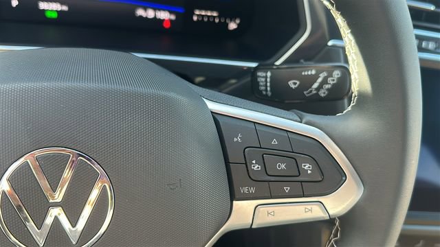 Used 2022 Volkswagen Tiguan SE image 13