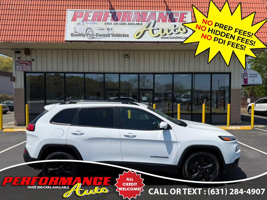 Used 2018 Jeep Cherokee Latitude w/ Altitude Package AWD/4WD image 2