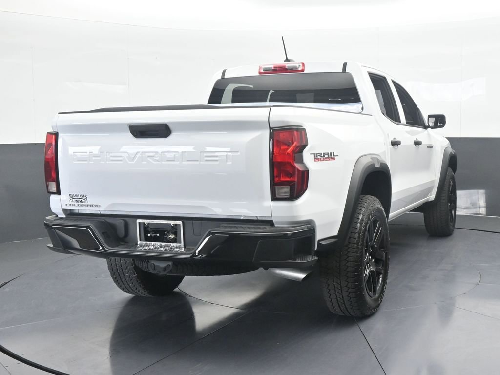 Used 2024 Chevrolet Colorado Trail Boss image 5