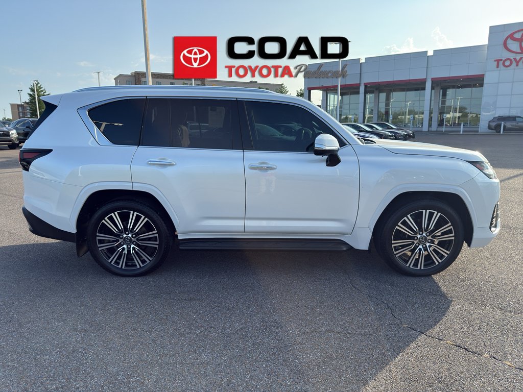 Used 2024 Lexus LX 600 4WD w/ Luxury Package image 6