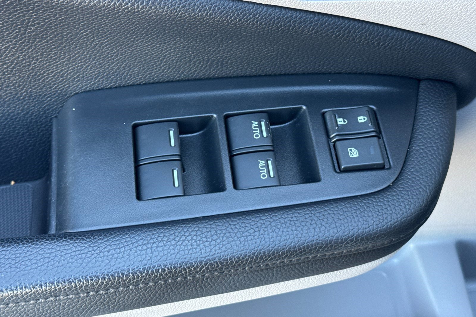 Used 2021 Honda Pilot Elite image 13