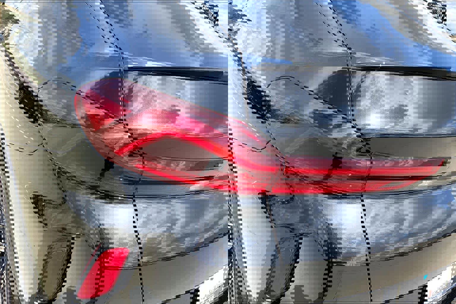 Used 2023 BMW X6 M w/ Executive Package image 28