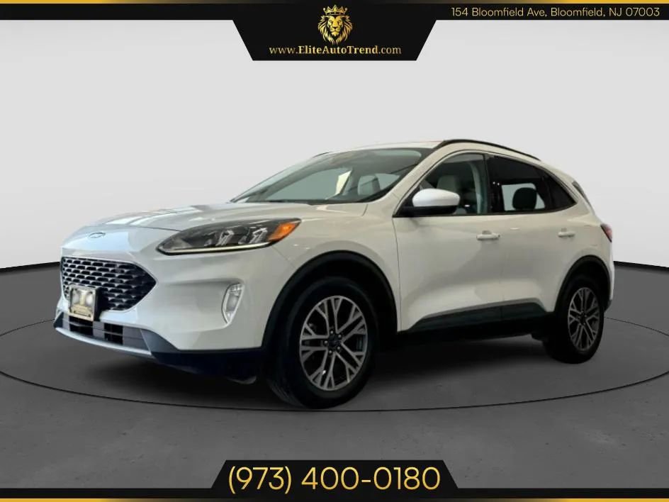 Used 2020 Ford Escape SEL image 3