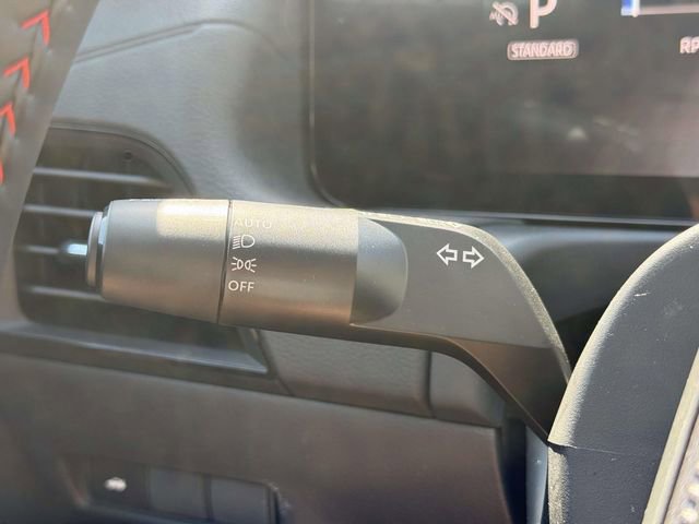 New 2026 Nissan Sentra SR w/ Floor Mat Package FWD image 19