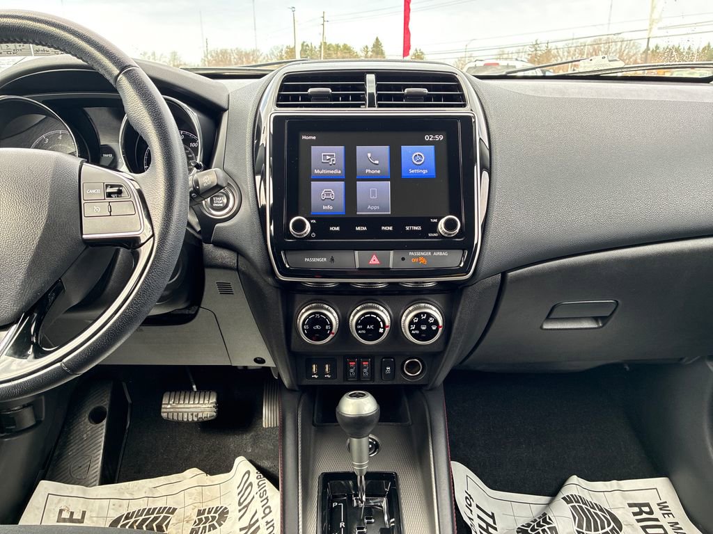 Used 2022 Mitsubishi Outlander Sport SE image 24