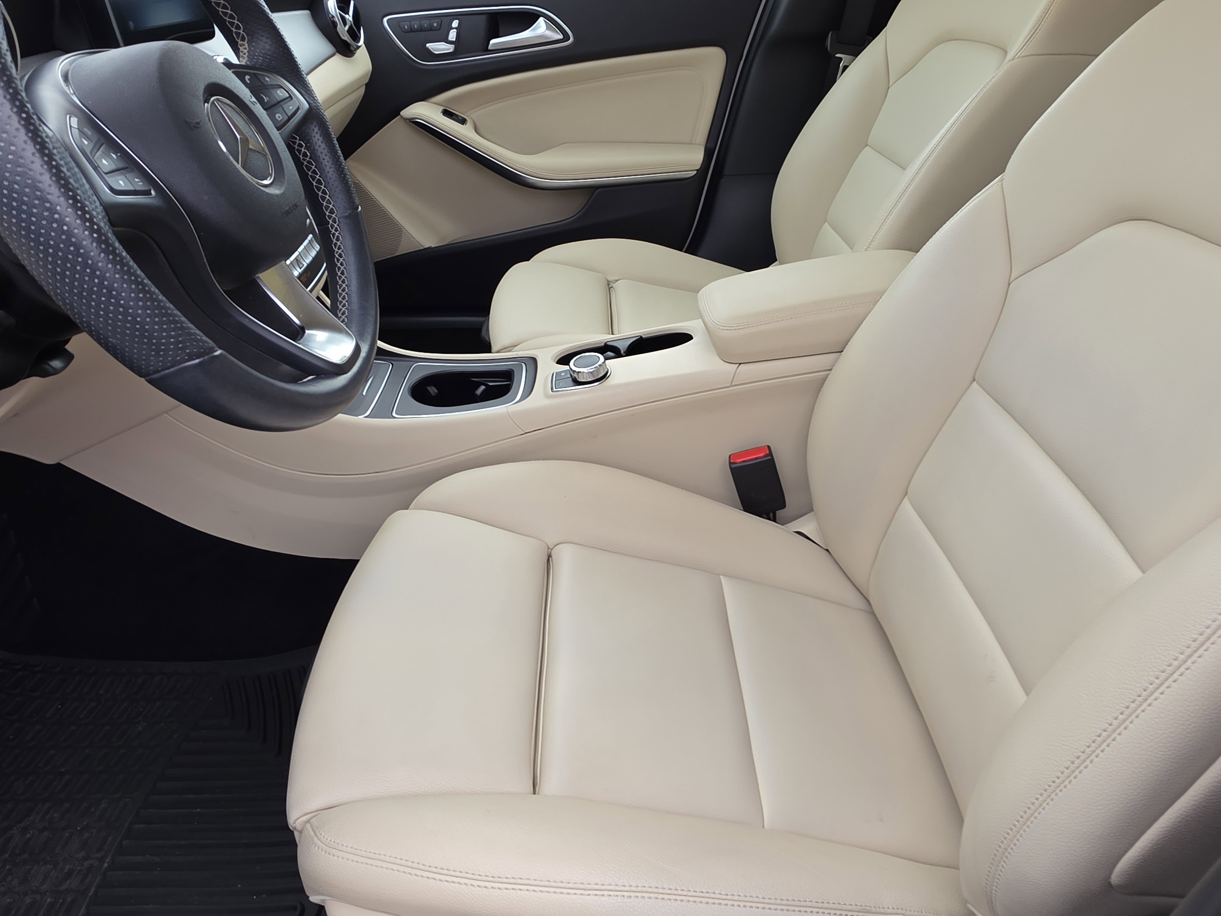 Used 2020 Mercedes-Benz GLA 250 image 8