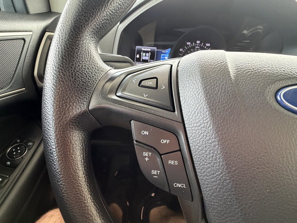 Used 2024 Ford Edge SEL w/ Cargo Accessory Package AWD/4WD image 13