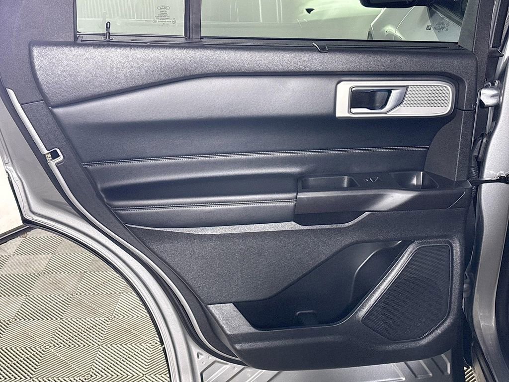 Used 2020 Ford Explorer Limited image 20