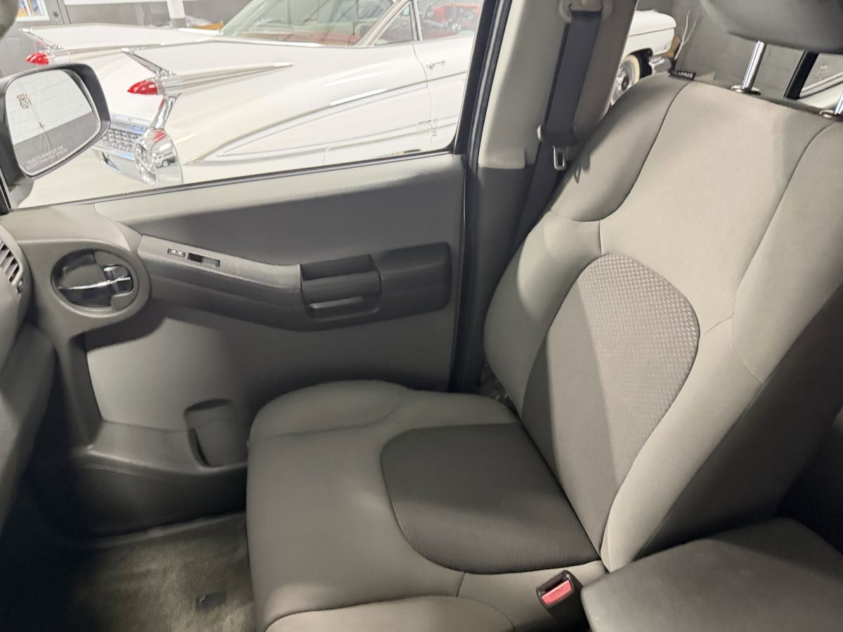 Used 2013 Nissan Xterra S AWD/4WD image 19