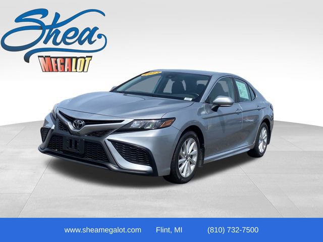 Used 2023 Toyota Camry SE
