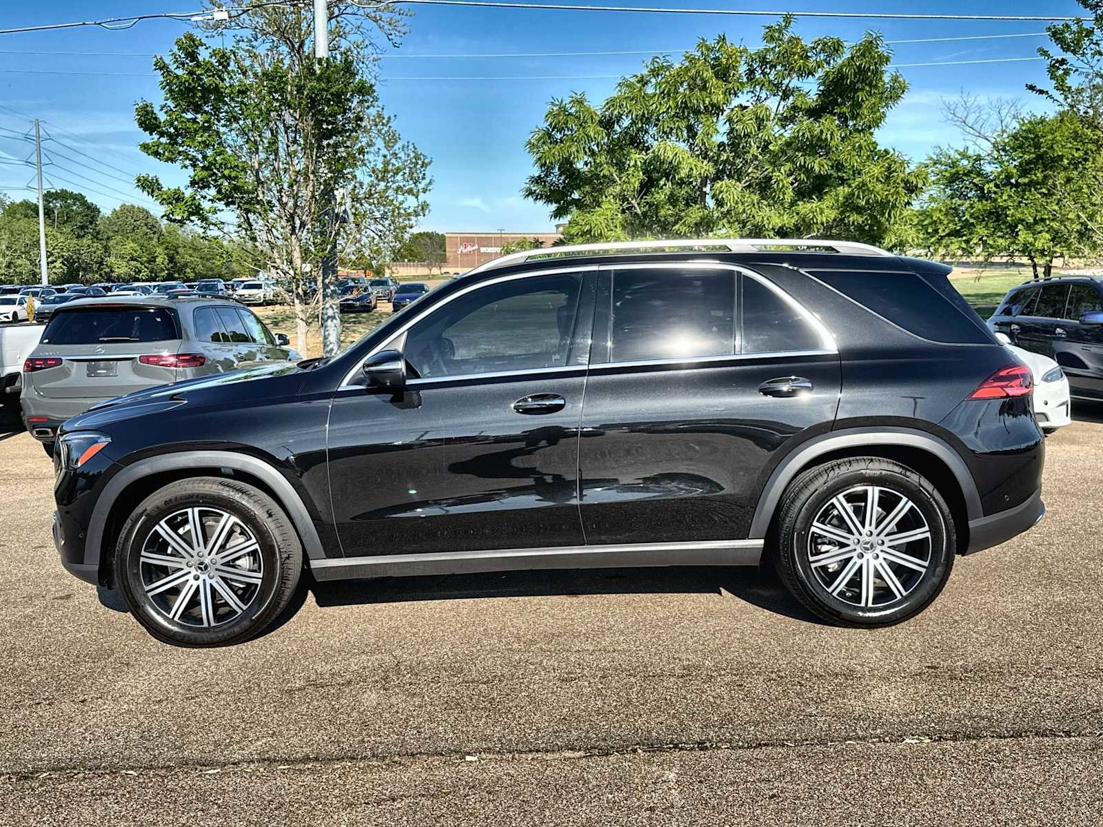Used 2026 Mercedes-Benz GLE 350 4MATIC image 5
