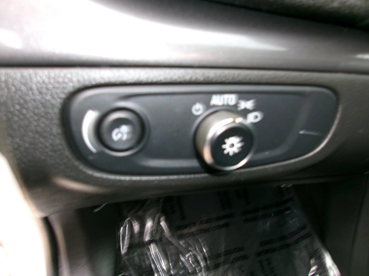 Used 2017 Buick Encore Preferred image 17
