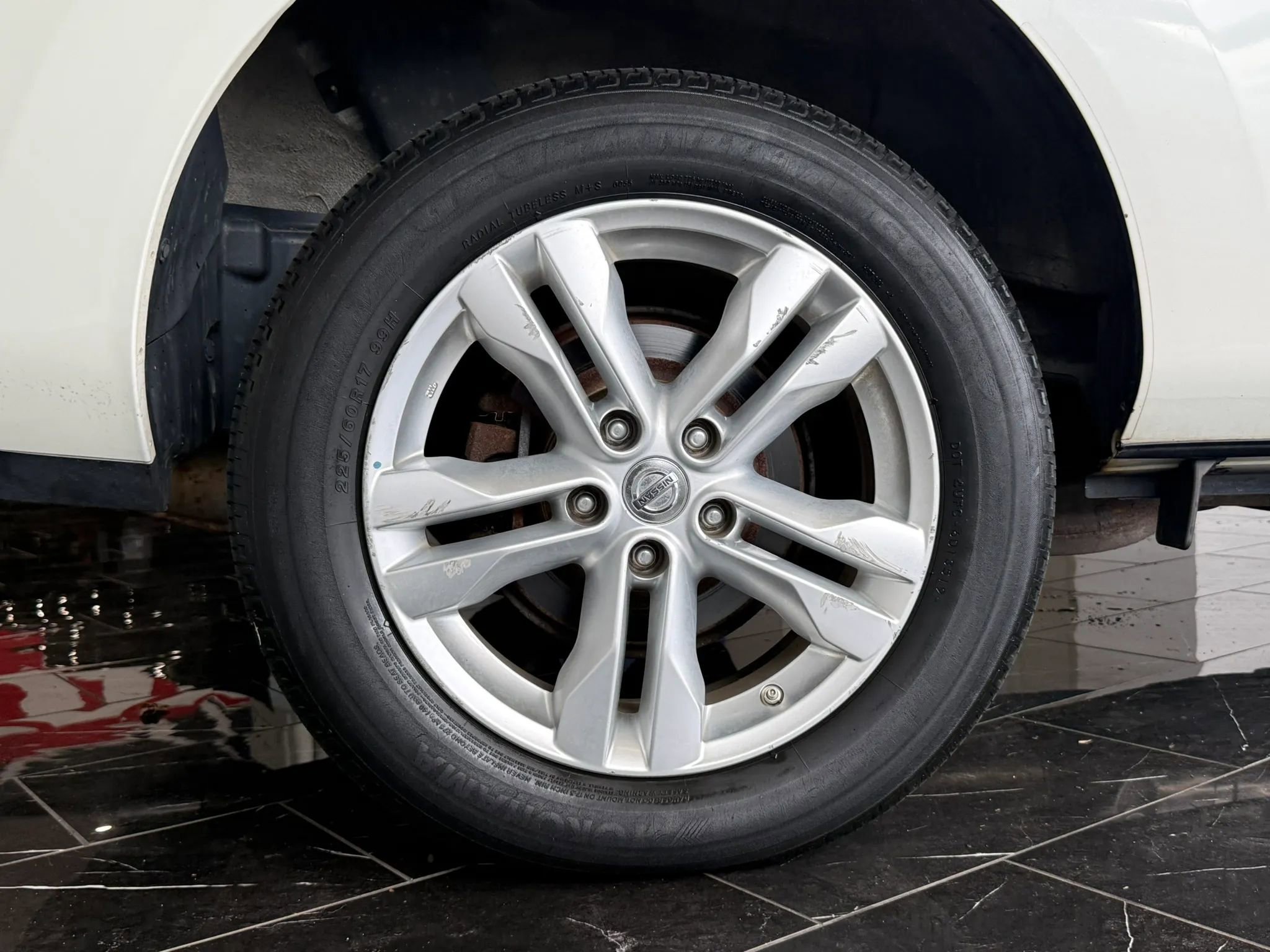 Used 2013 Nissan Rogue SV image 19