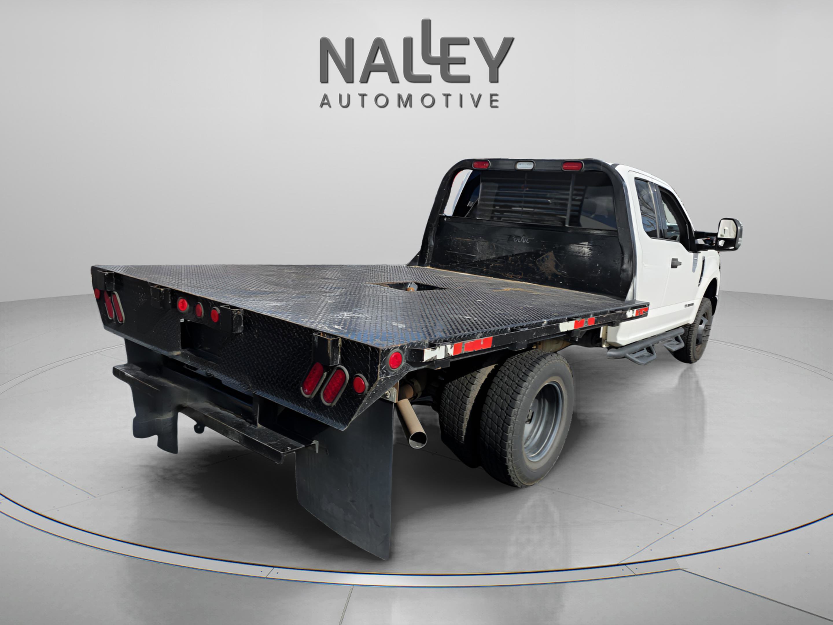 Used 2020 Ford F350 XLT image 5