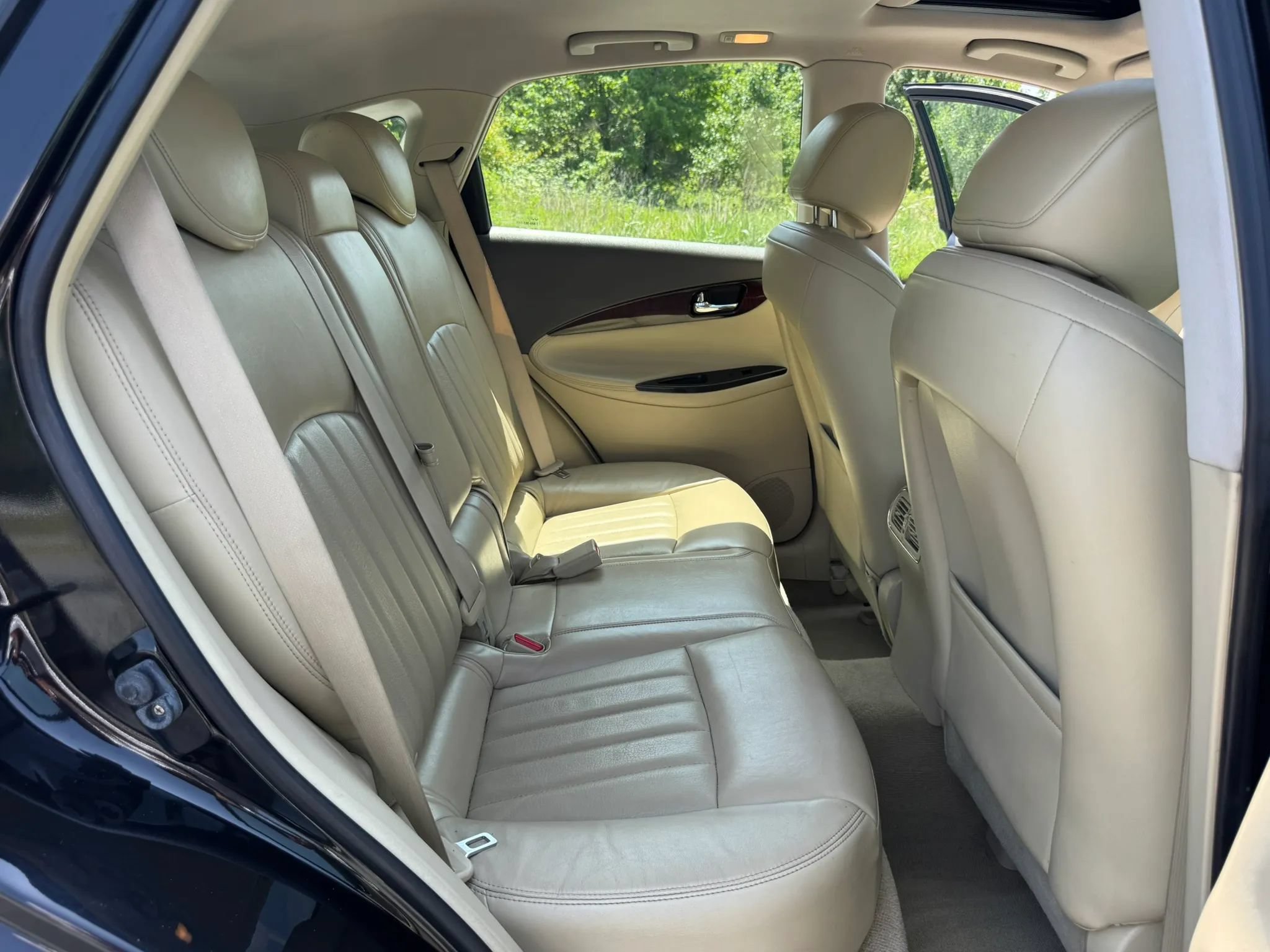 Used 2012 INFINITI EX35 Journey AWD/4WD image 12