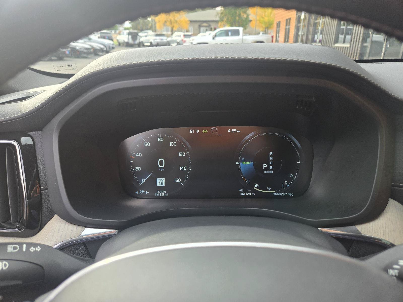 Used 2018 Volvo XC60 T8 Inscription w/ Advanced Package AWD/4WD image 19