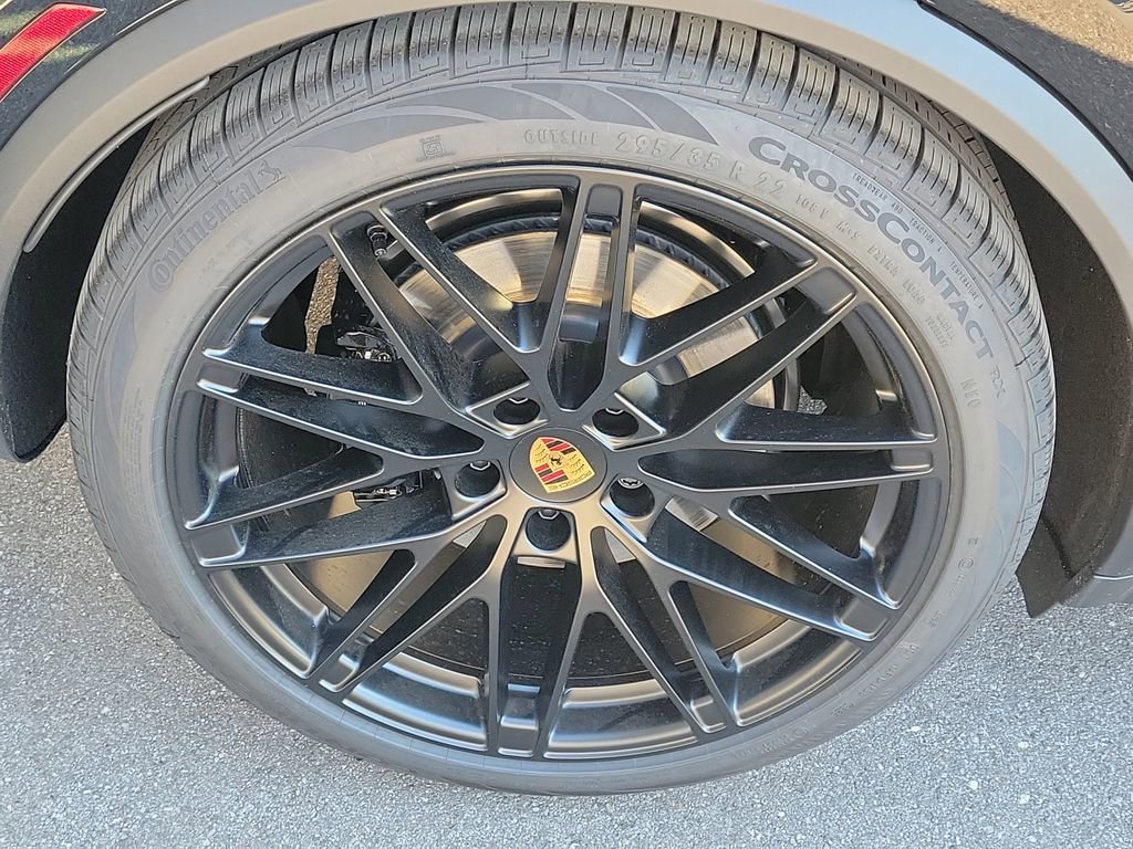 New 2026 Porsche Macan 4S Electric image 14