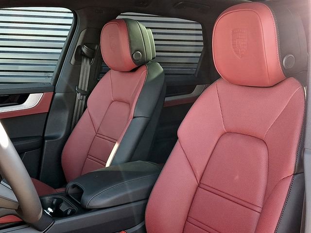 New 2026 Porsche Cayenne image 5