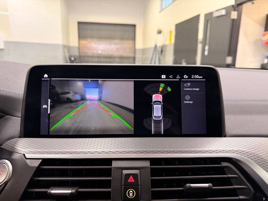 Used 2020 BMW X4 M40i w/ Premium Package image 17