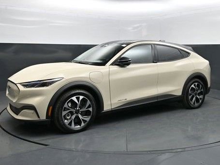 Used 2025 Ford Mustang Mach-E Select w/ Comfort Package Lite image 1