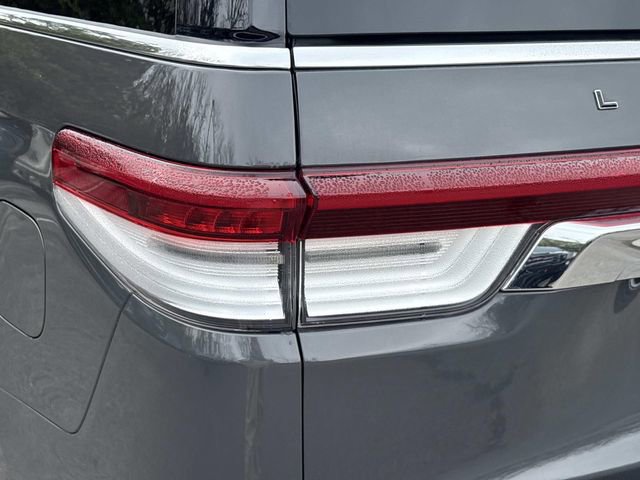 Certified 2022 Lincoln Navigator Black Label image 11