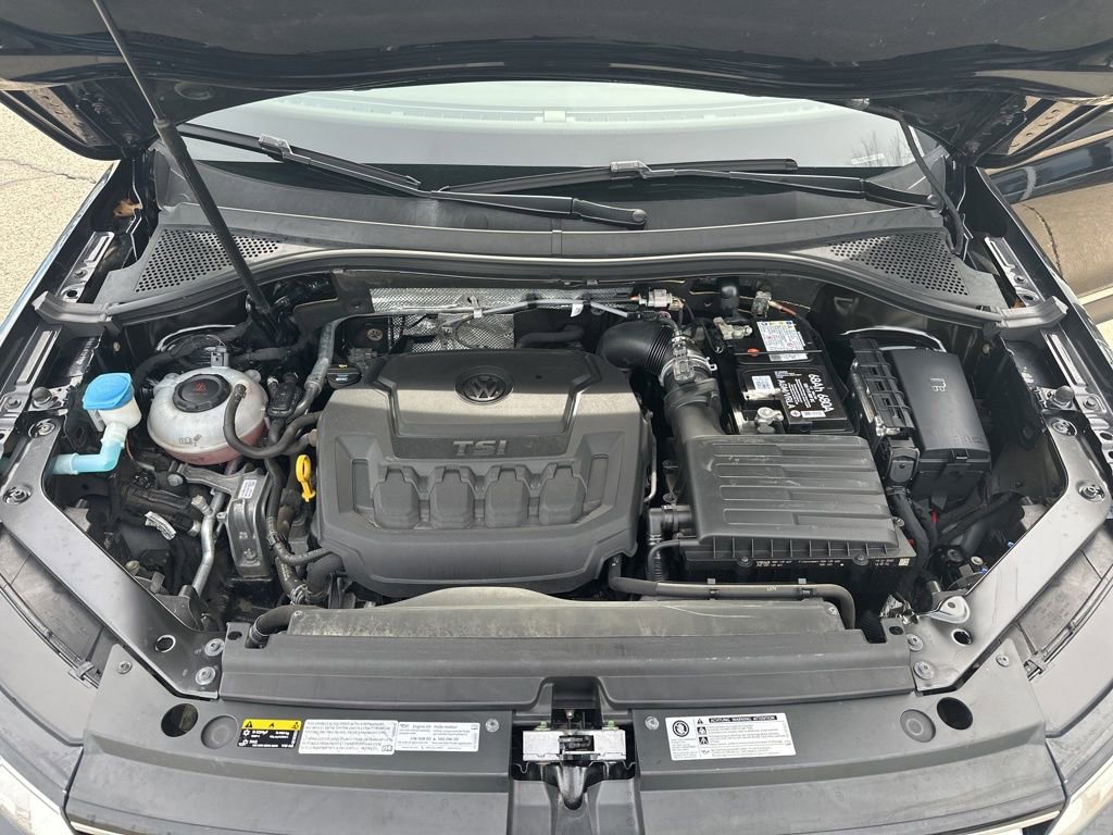 Used 2020 Volkswagen Tiguan SEL AWD/4WD image 30