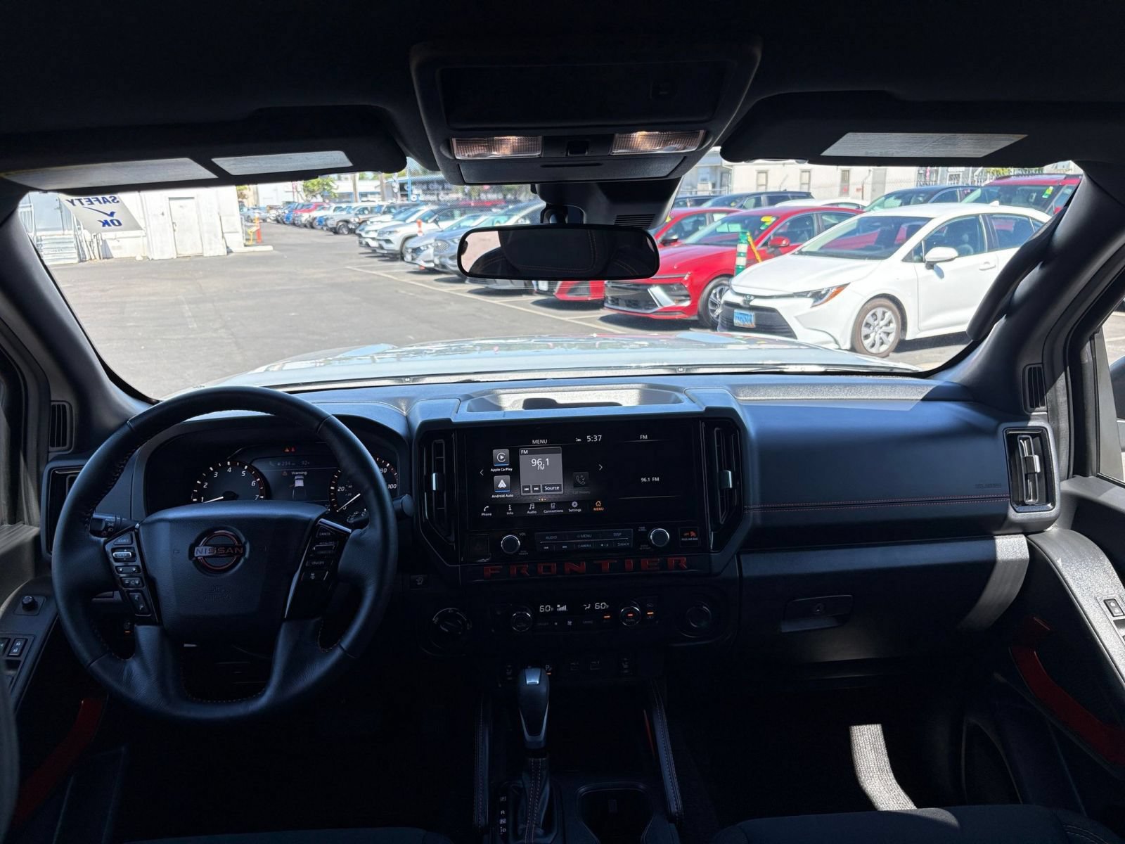 Used 2026 Nissan Frontier PRO-4X AWD/4WD image 32