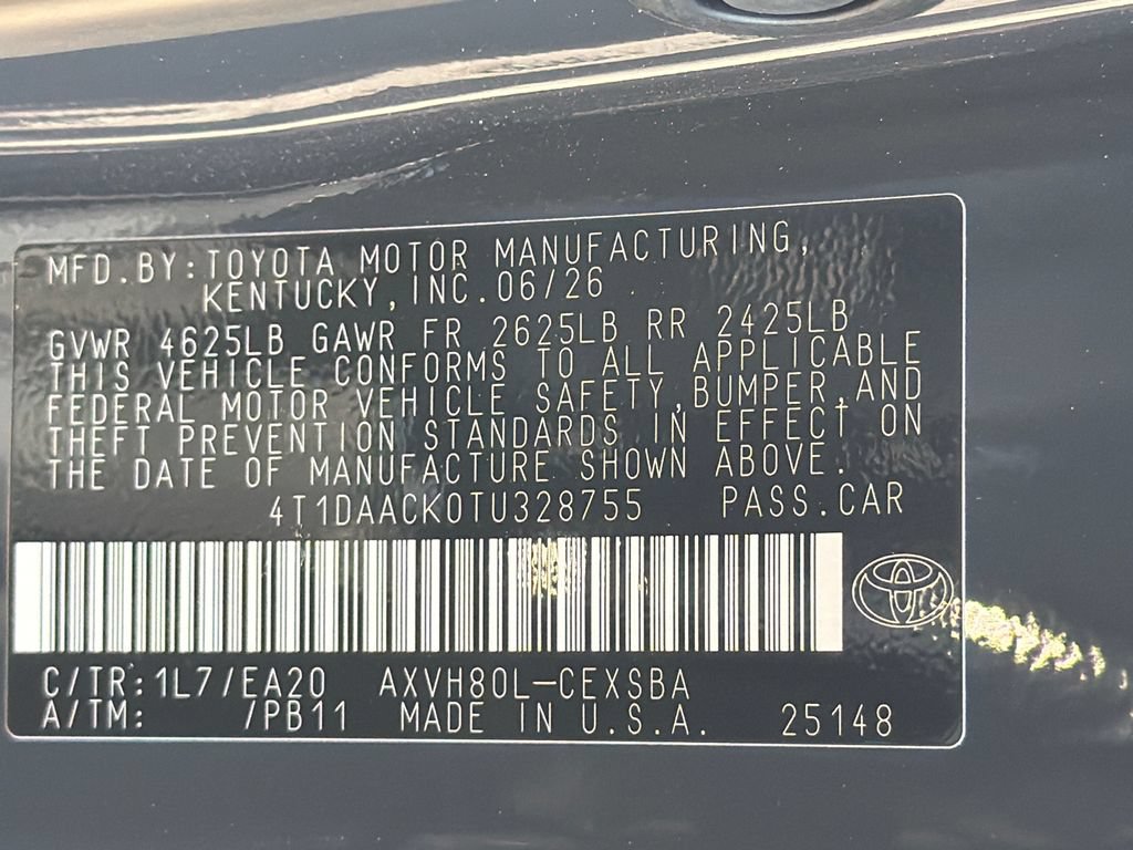 New 2026 Toyota Camry Hybrid FWD image 32