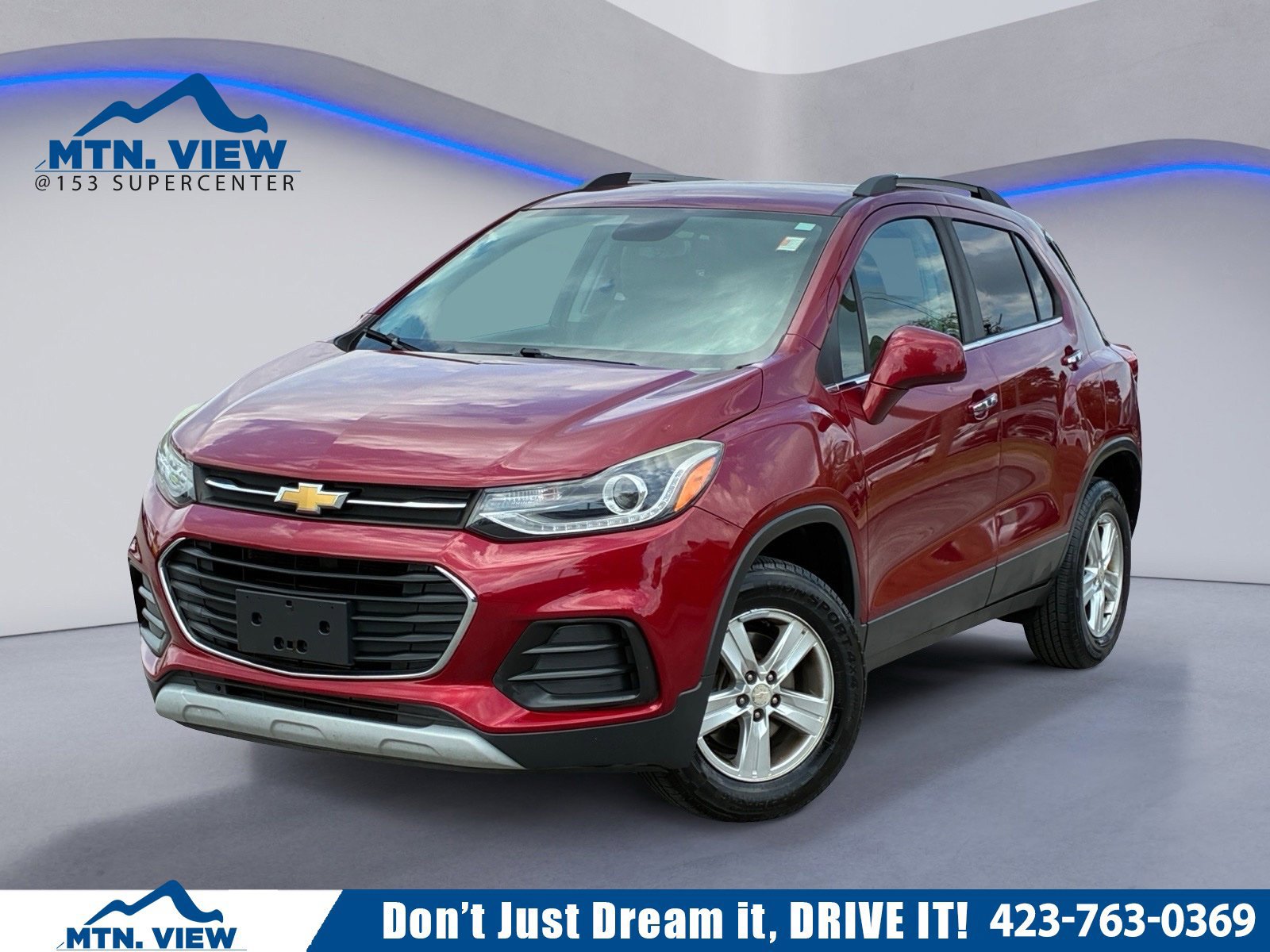 Used 2018 Chevrolet Trax LT w/ LT Convenience Package AWD/4WD image 1