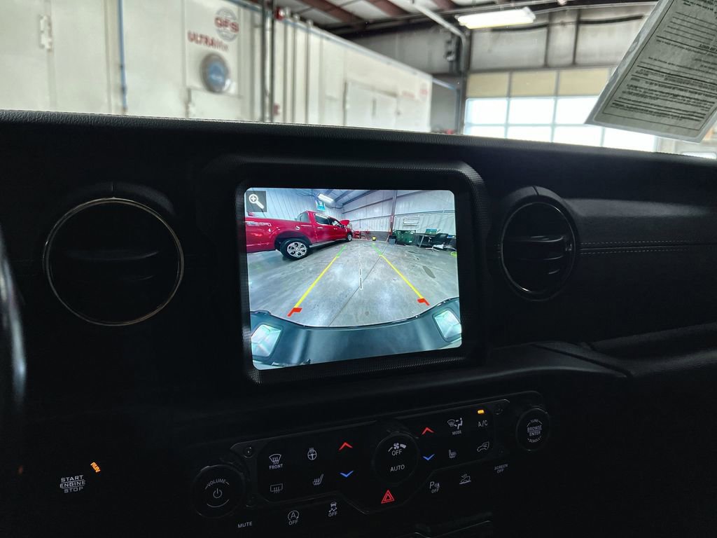 Used 2022 Jeep Gladiator Overland image 34