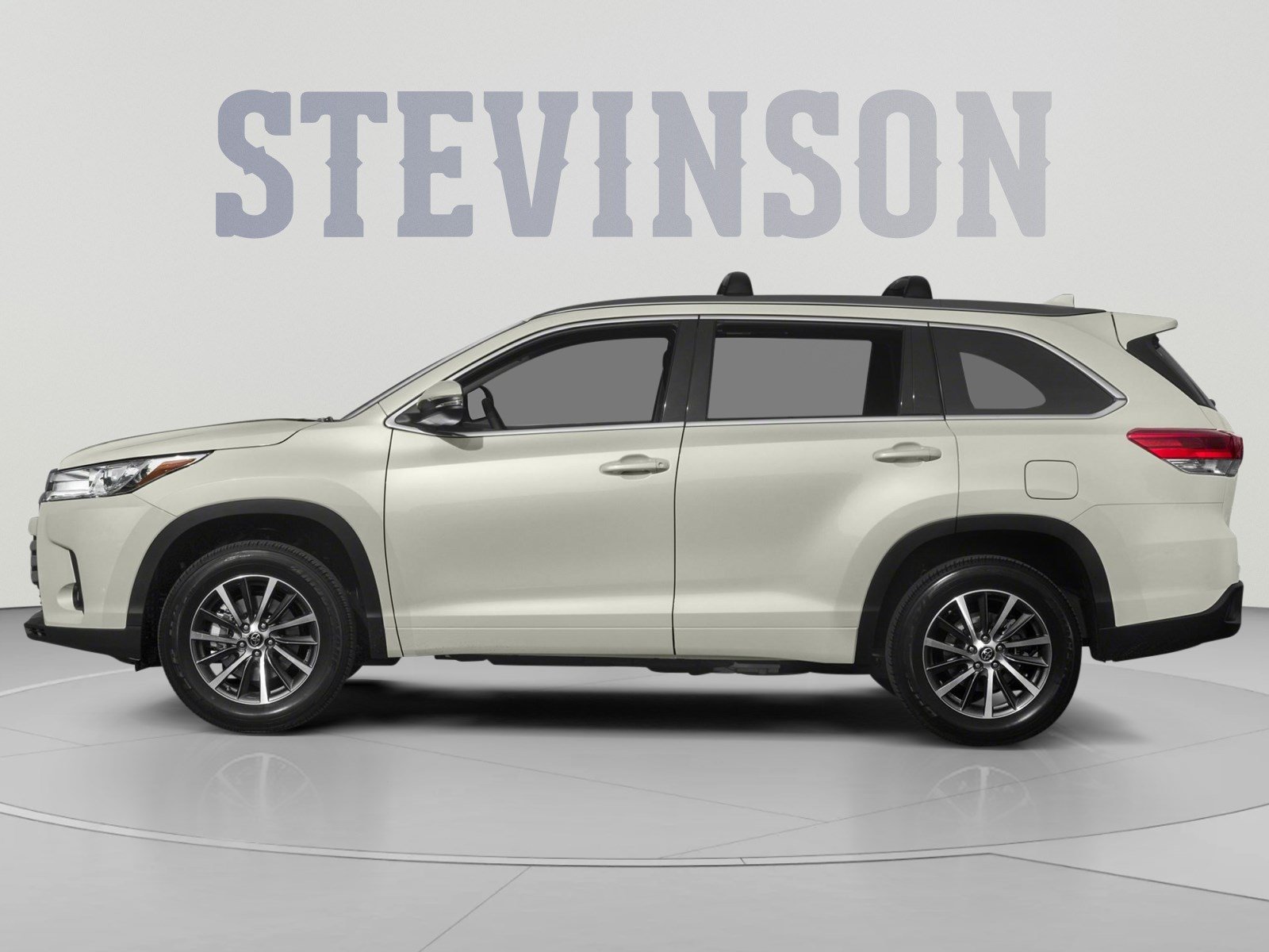 Used 2017 Toyota Highlander XLE AWD/4WD image 3