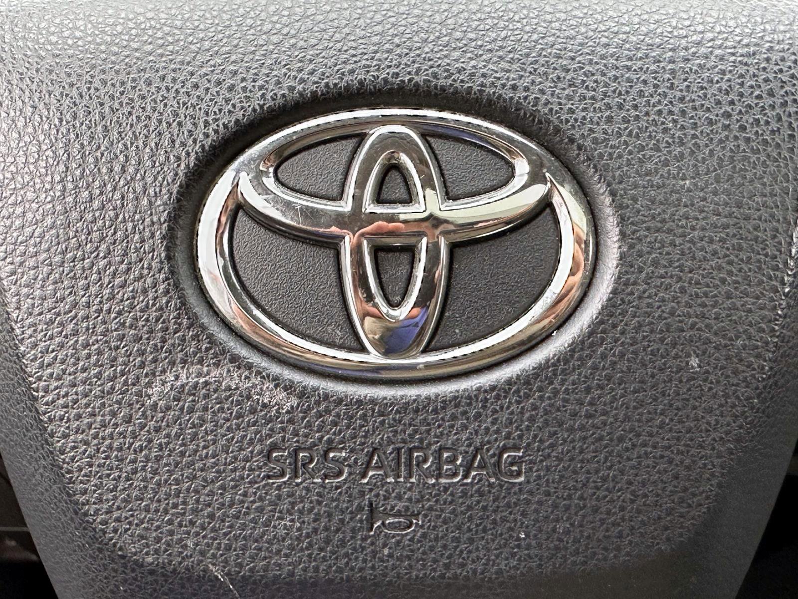 Certified 2020 Toyota Highlander XLE AWD/4WD image 25