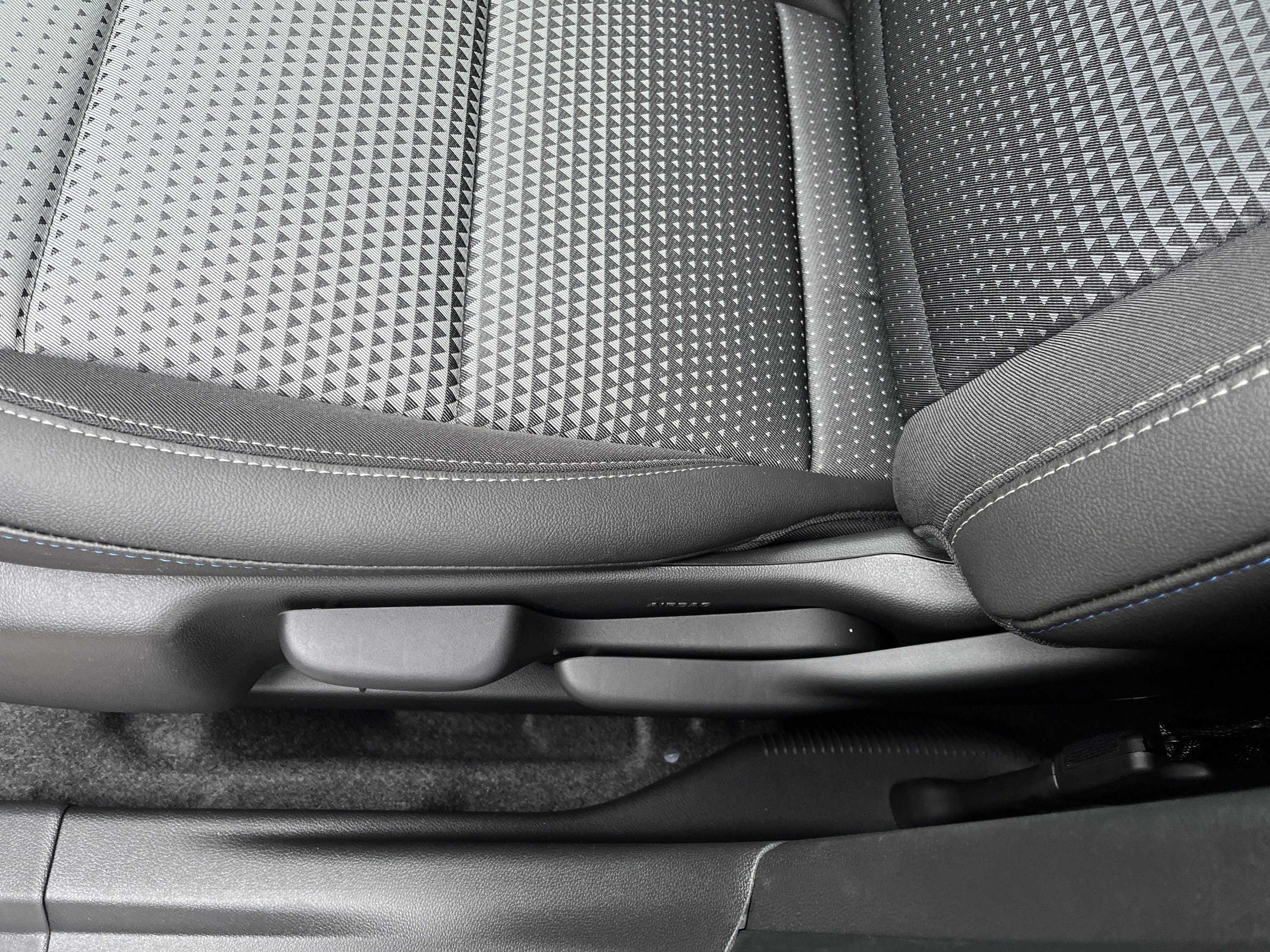 New 2026 Chevrolet Trax LT image 16