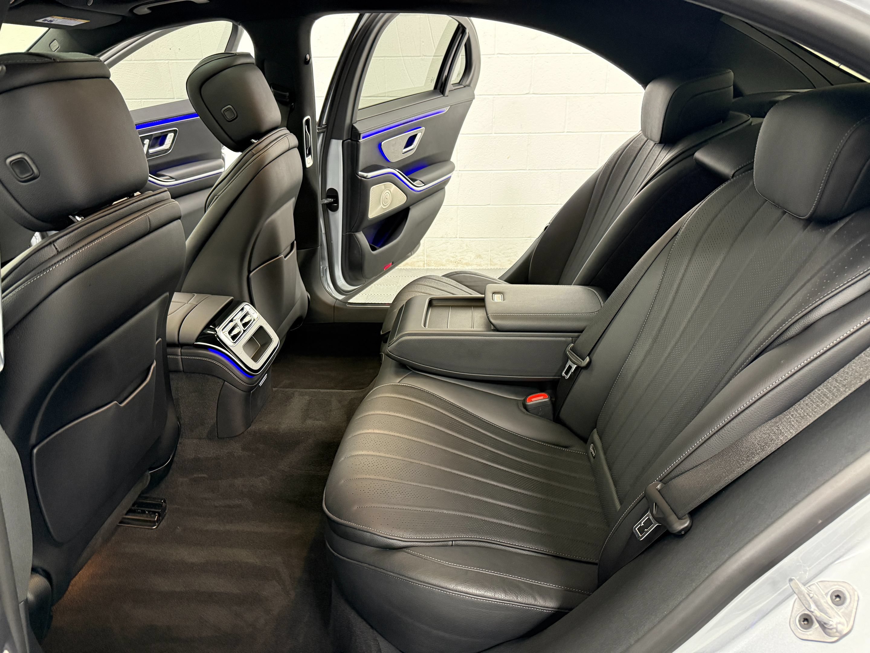 Used 2023 Mercedes-Benz S 580 4MATIC Sedan w/ AMG Line image 19