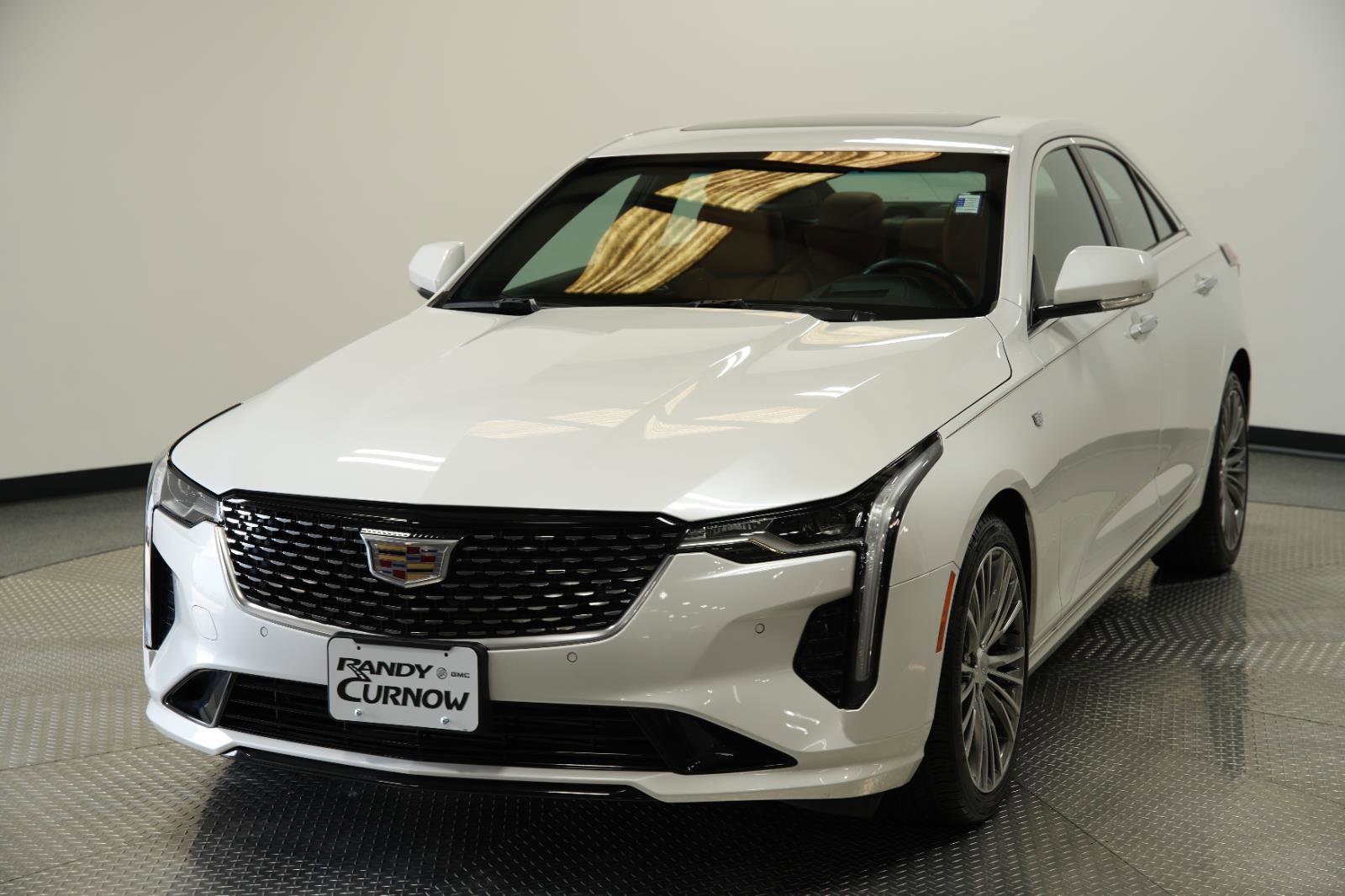 Used 2023 Cadillac CT4 Premium Luxury image 3