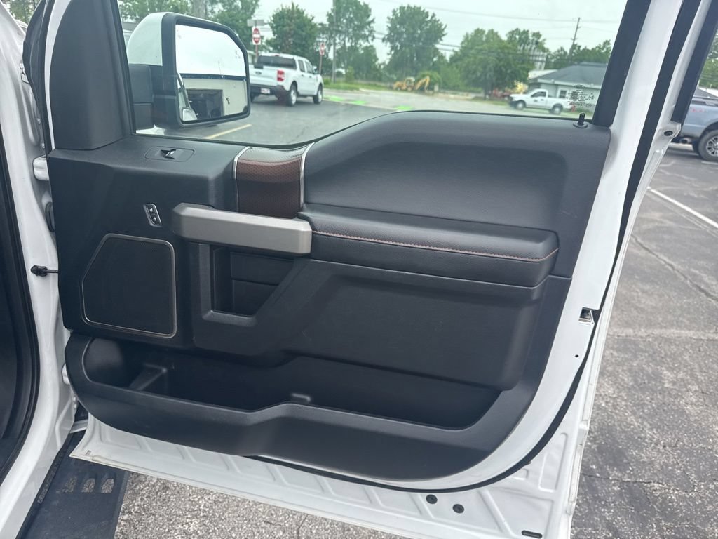 Used 2018 Ford F150 Raptor w/ Equipment Group 802A Luxury AWD/4WD image 37