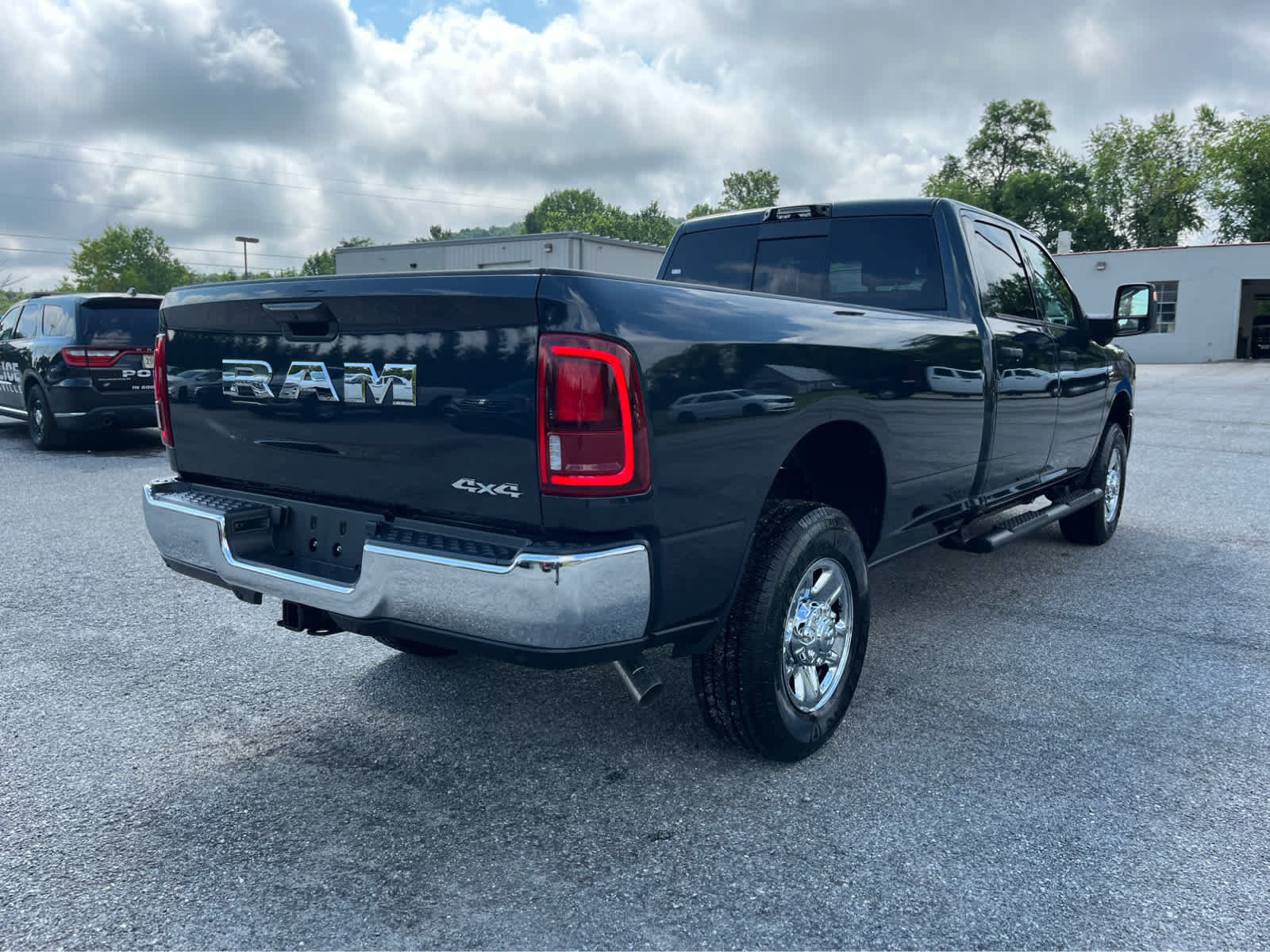 New 2026 RAM 2500 Tradesman AWD/4WD image 3