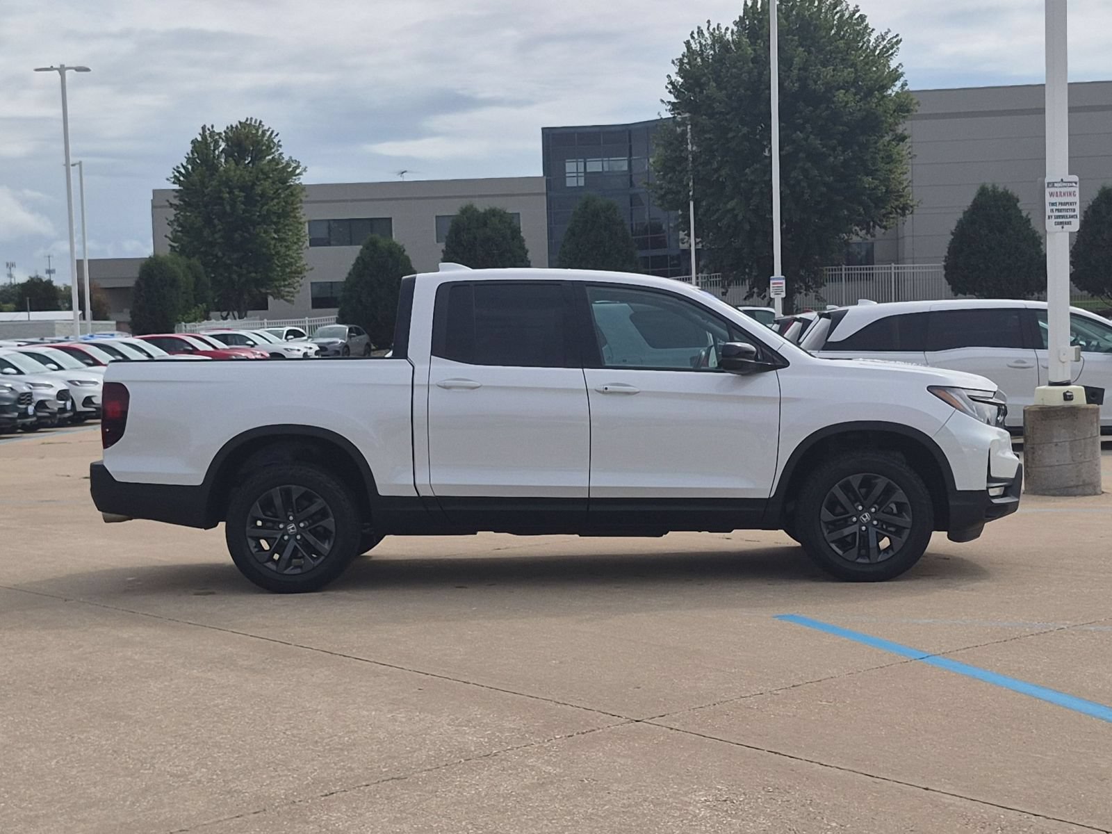 Certified 2024 Honda Ridgeline Sport image 5