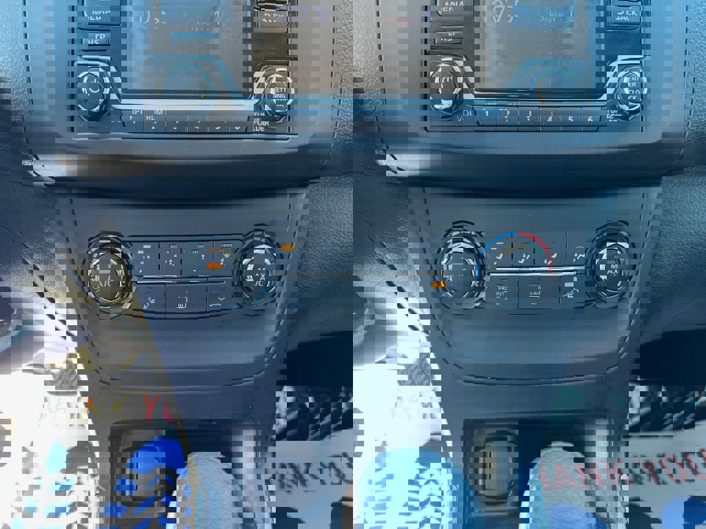 Used 2018 Nissan Sentra S w/ S Midnight Style Package image 16