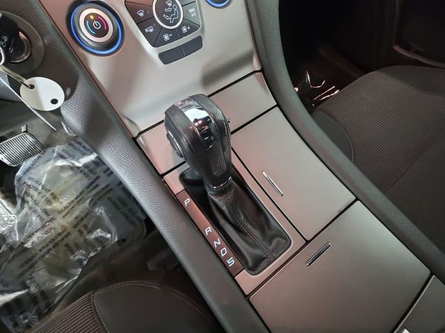 Used 2017 Ford Taurus SEL FWD image 30