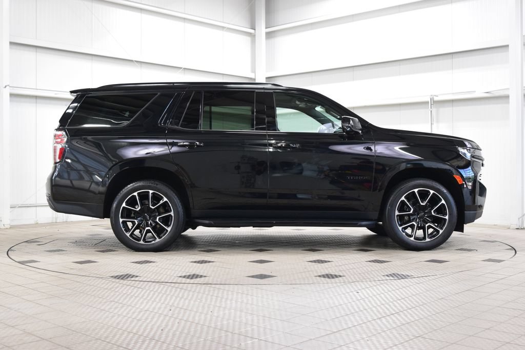 Used 2024 Chevrolet Tahoe RST w/ Luxury Package AWD/4WD image 9