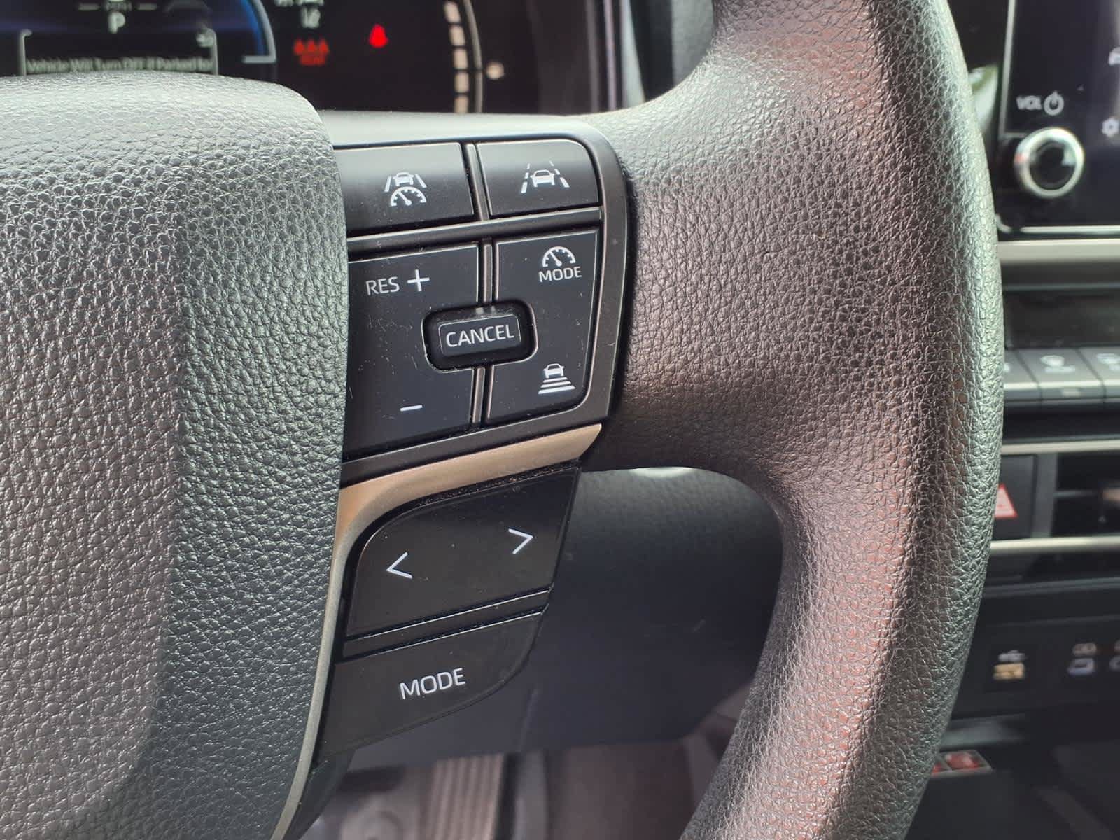 Used 2025 Toyota Camry LE FWD image 21