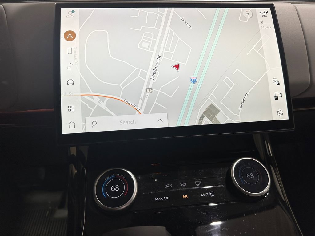 Used 2023 Land Rover Range Rover Sport SE image 18