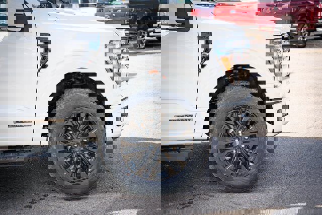 New 2025 Ford F150 Lariat w/ Equipment Group 501A Mid image 5