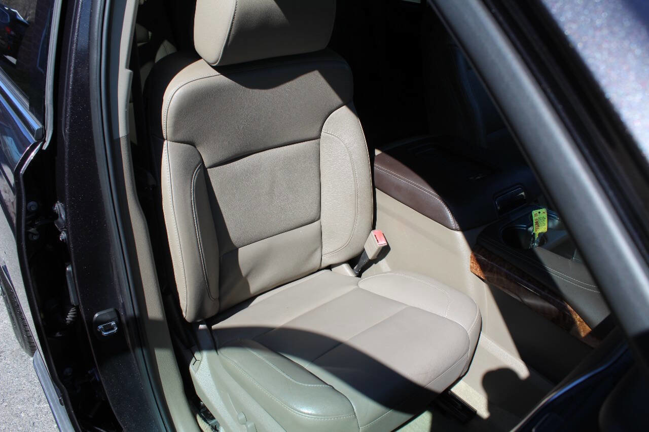 Used 2016 Chevrolet Tahoe LTZ image 11