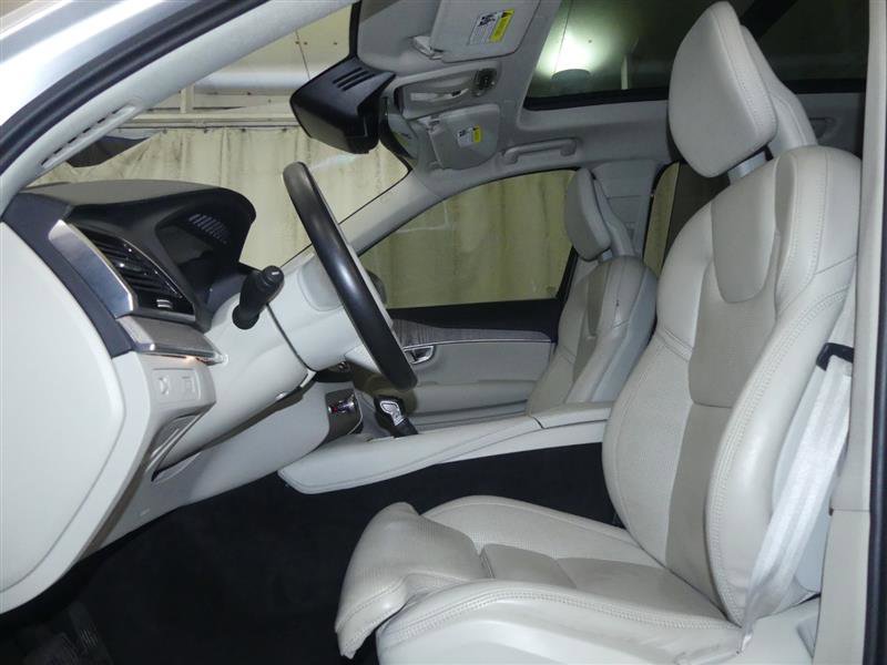 Used 2022 Volvo XC90 T6 Inscription image 22