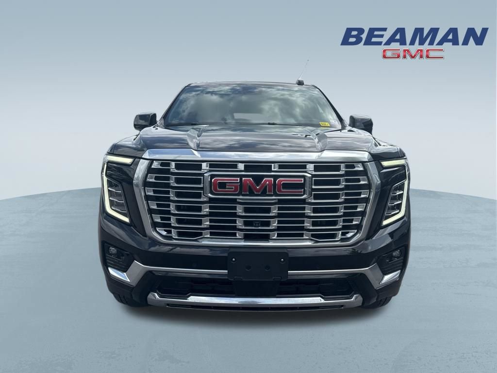 Used 2025 GMC Yukon XL Denali AWD/4WD image 2